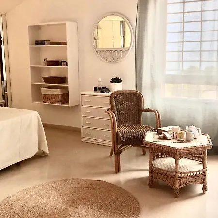 Будинок відпочинку Mikaela House Marbella Malaga