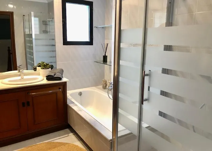 Mikaela House Marbella Malaga إِستيبونا