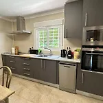 Mikaela House Marbella Malaga *