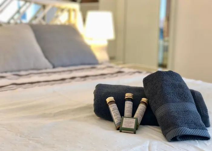 Mikaela House Marbella Malaga *